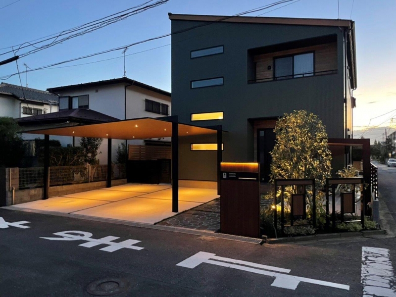 ブラック×木調